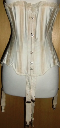 xxM106M 1904-07 American lady corset